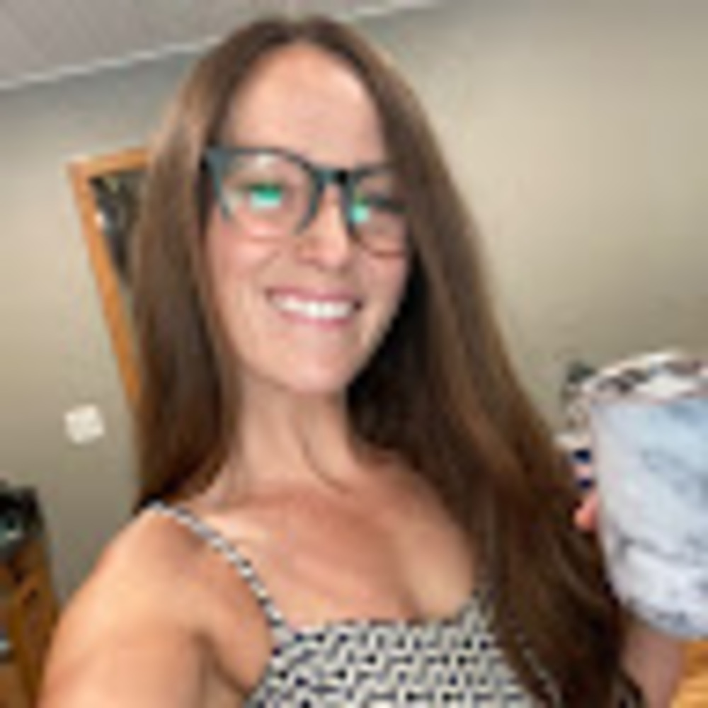 Meet your Posher, Danika